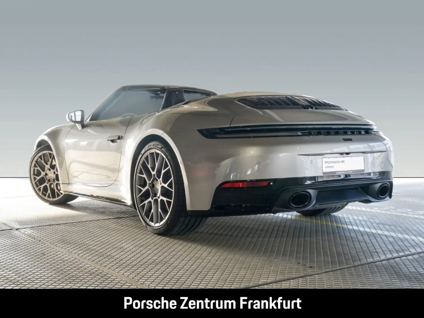 Porsche 992 911 Carrera Cabrio Liftsystem-VA InnoDrive Silber - 2