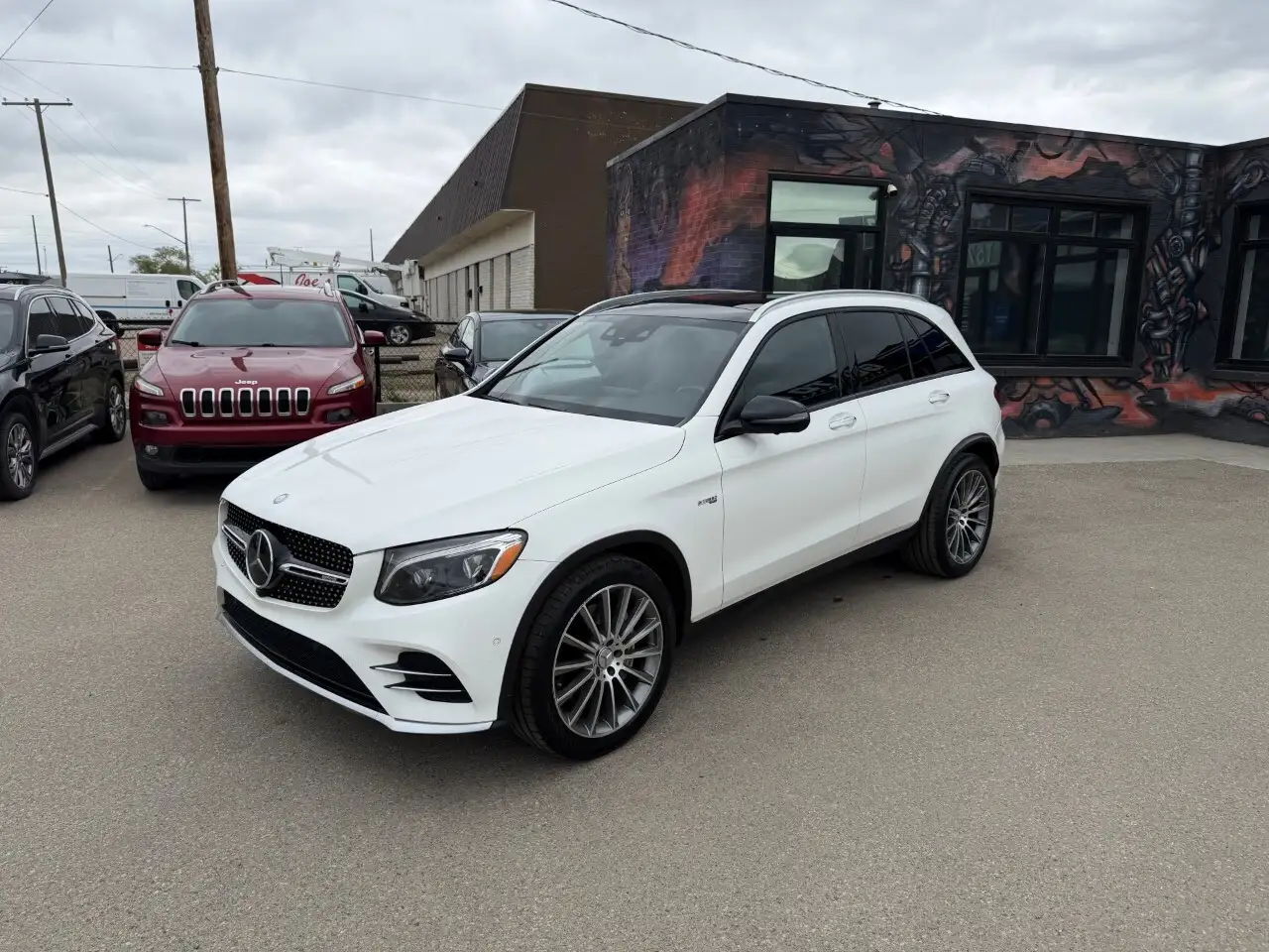 Mercedes-Benz GLC снимка Mercedes-Benz GLC