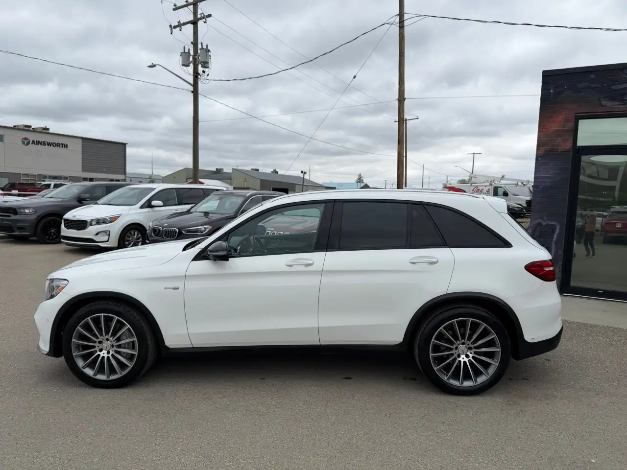 Mercedes-Benz GLC снимка Mercedes-Benz GLC