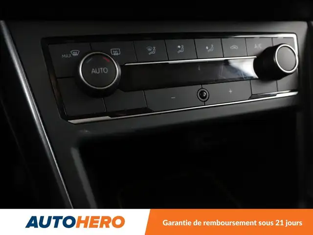 Volkswagen Polo view 25