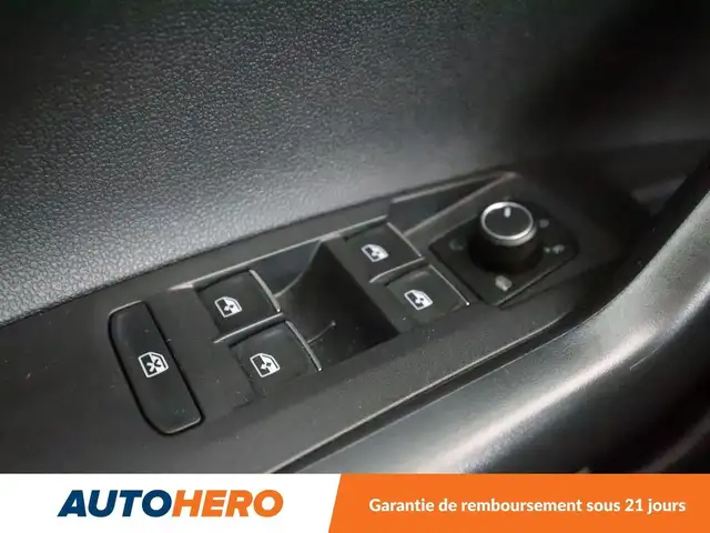Volkswagen Polo view 28