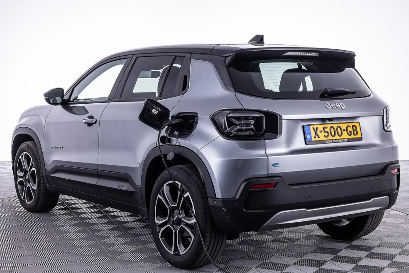 Jeep Avenger 1st Edition 54 kWh ✅ 1e Eigenaar Grijs - 2