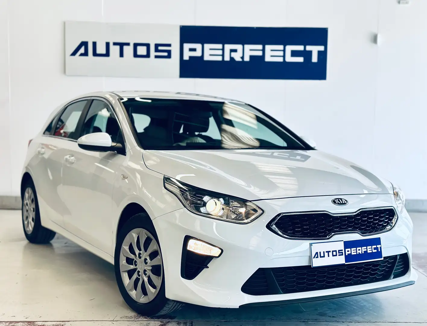 Kia Ceed / cee'd 1.6 CRDi CAMERA NAVI PPDC CLIM ROUE SECOURS JA16 Blanc - 2