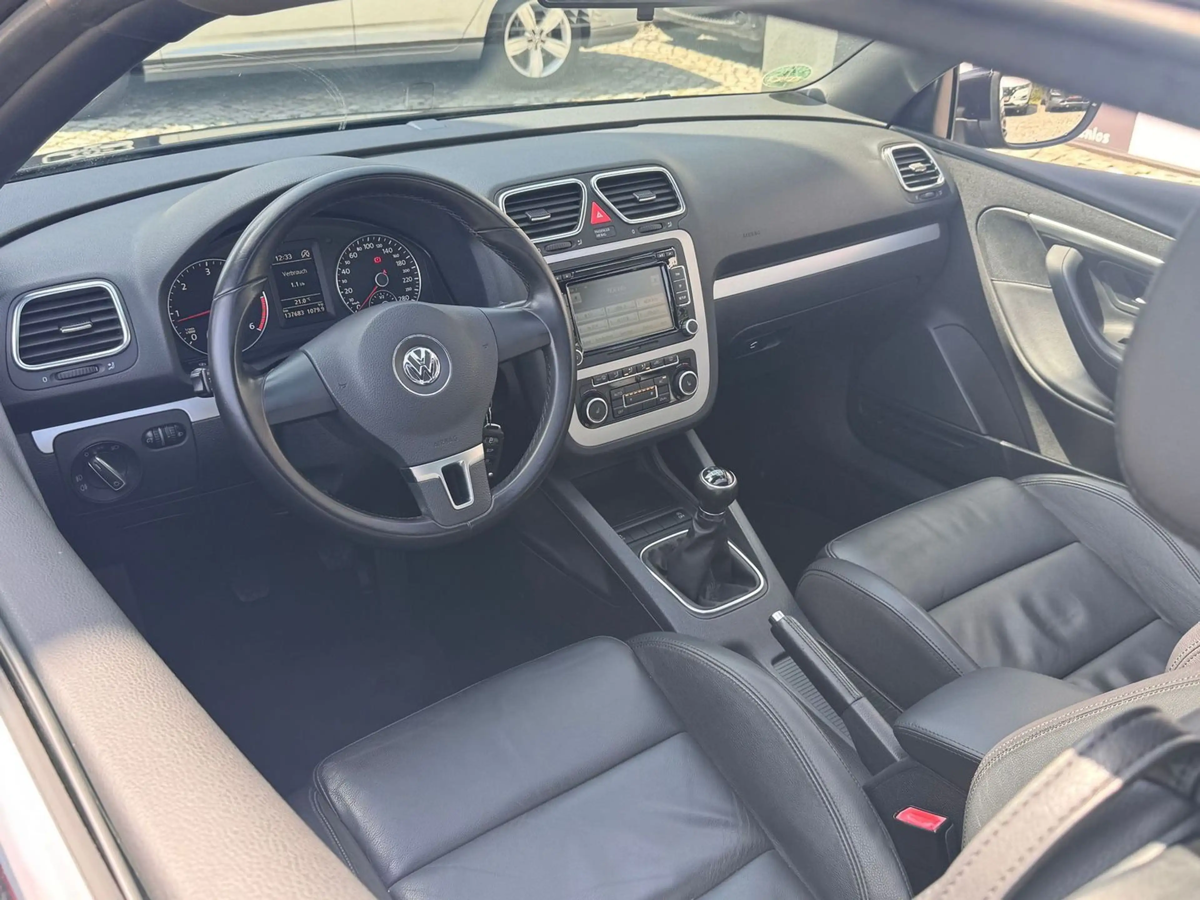 Volkswagen Eos 2.0 TDI Leder SHZ Klima AHK 1.Hand — photo 14