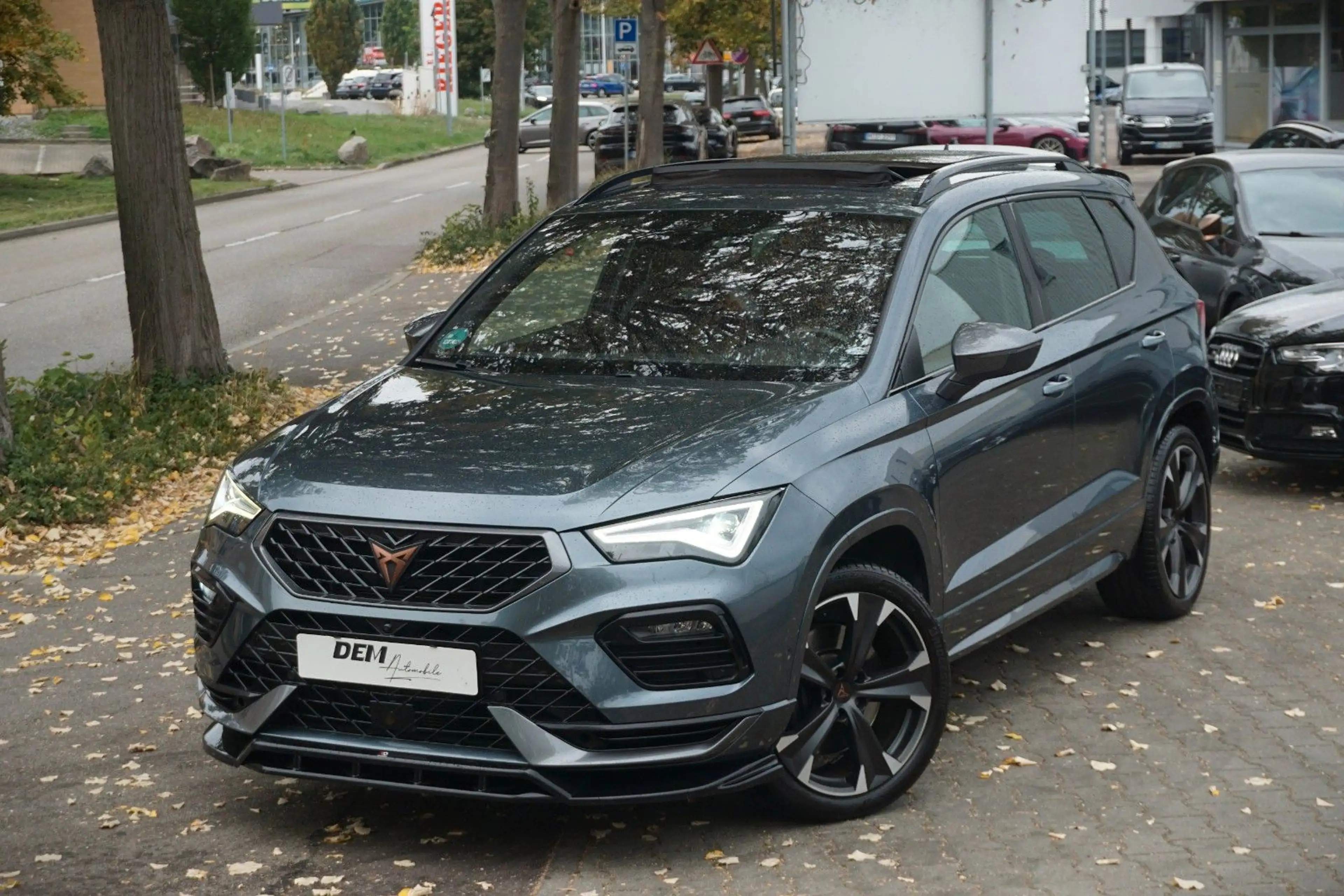 CUPRA Ateca 4Drive / Pano./ Schalensitze / 360° / 2.HD