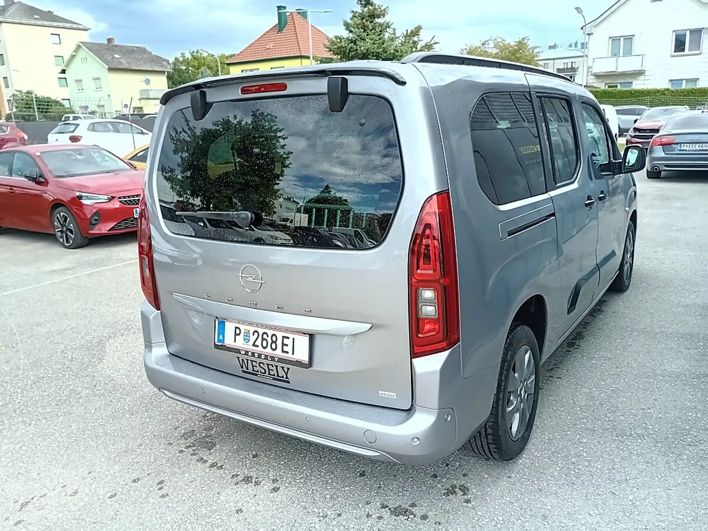 Opel Combo 1.5 Diesel XL GS Grau - 2