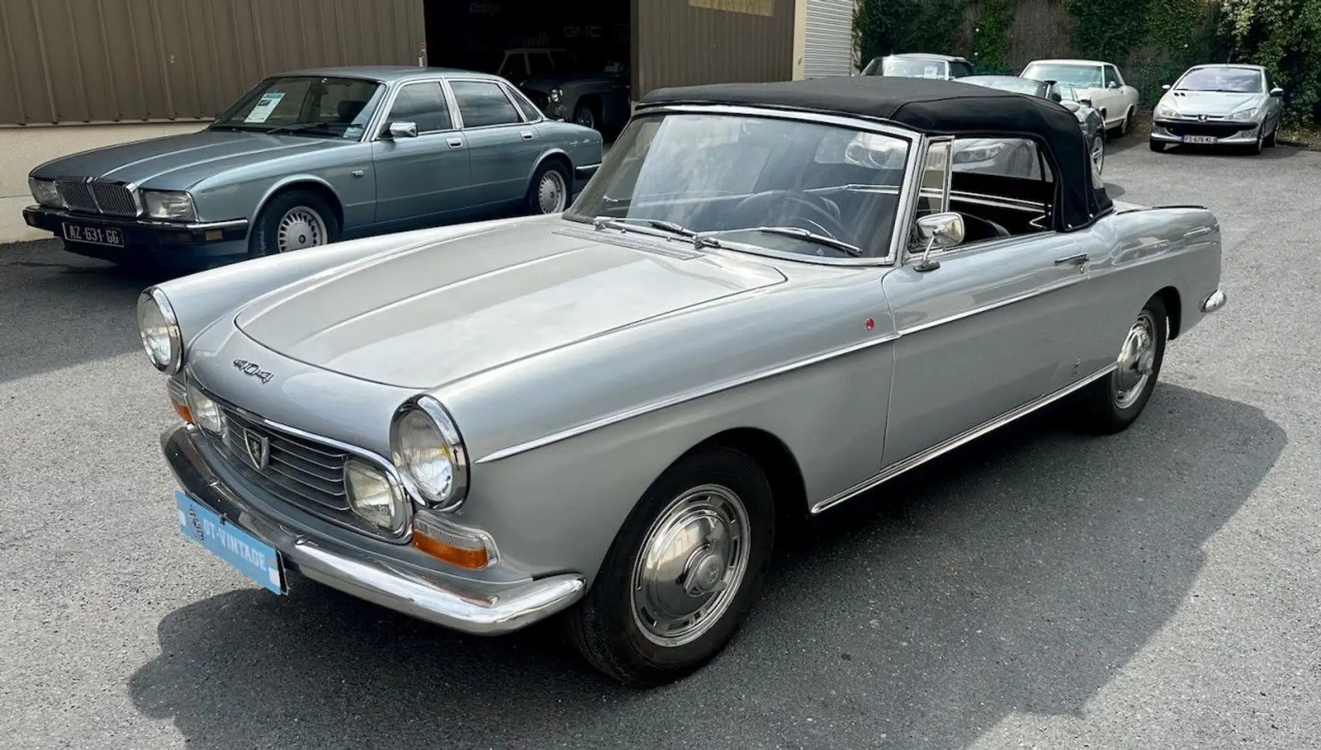 Peugeot 404 cabriolet 1967 Grau - 1