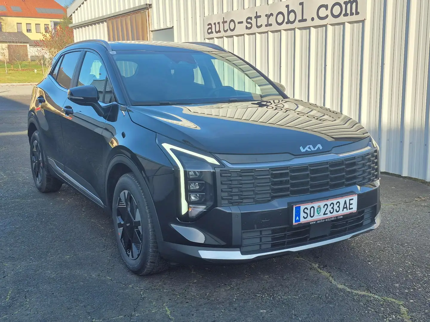 Kia Sportage 1,6 TGDI Silber DCT, bei Leasing 34.300 Euro Schwarz - 1