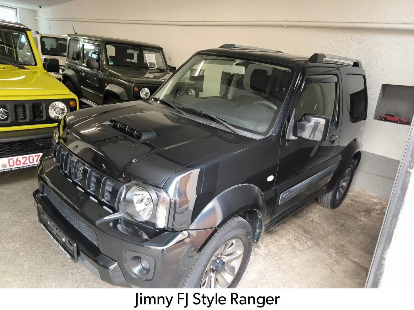 Suzuki Jimny 1.3 ALLGRIP Style Ranger nur 25 tkm AHK Noir - 1