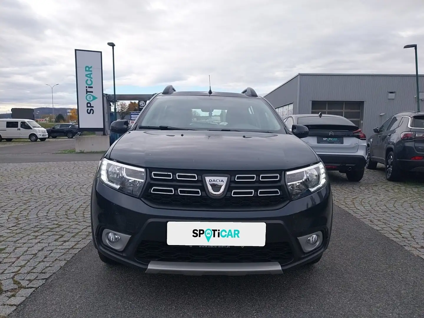 Dacia Sandero Celebration TCe 100 Gris - 2