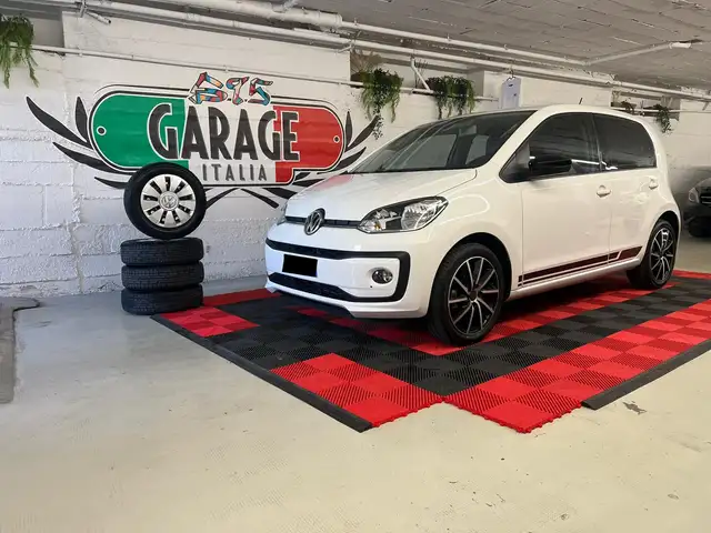 Volkswagen up! UNICOPROPRIETARIO - PARI NUOVO - NEOPATENTATO