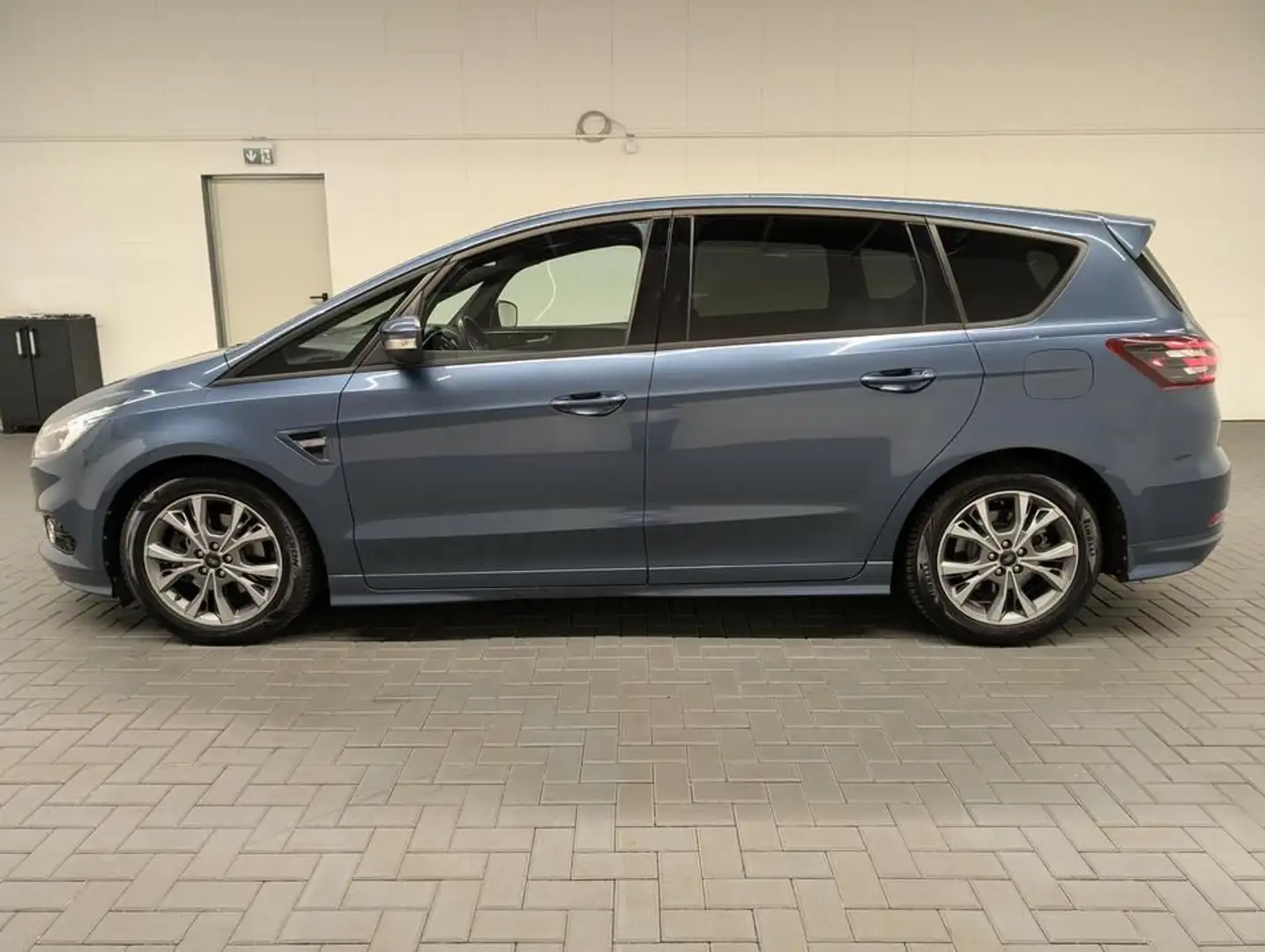 Ford S-Max ST-Line LED/Navi/AHK/SHZ/Kam/Tempom./18"LM Blau - 2