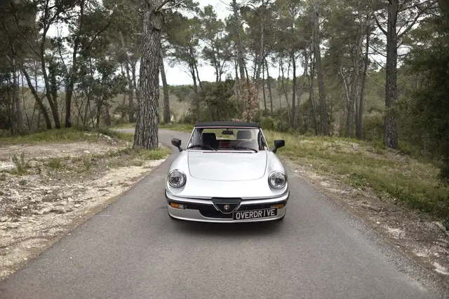 Alfa Romeo Spider 2000 Quadrifoglio Verde