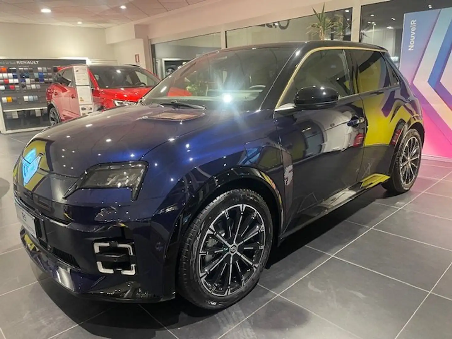 Renault R 5 E-TECH ELECTRIC ICONIC CINQ 150CV COMFORT RANGE Kék - 1