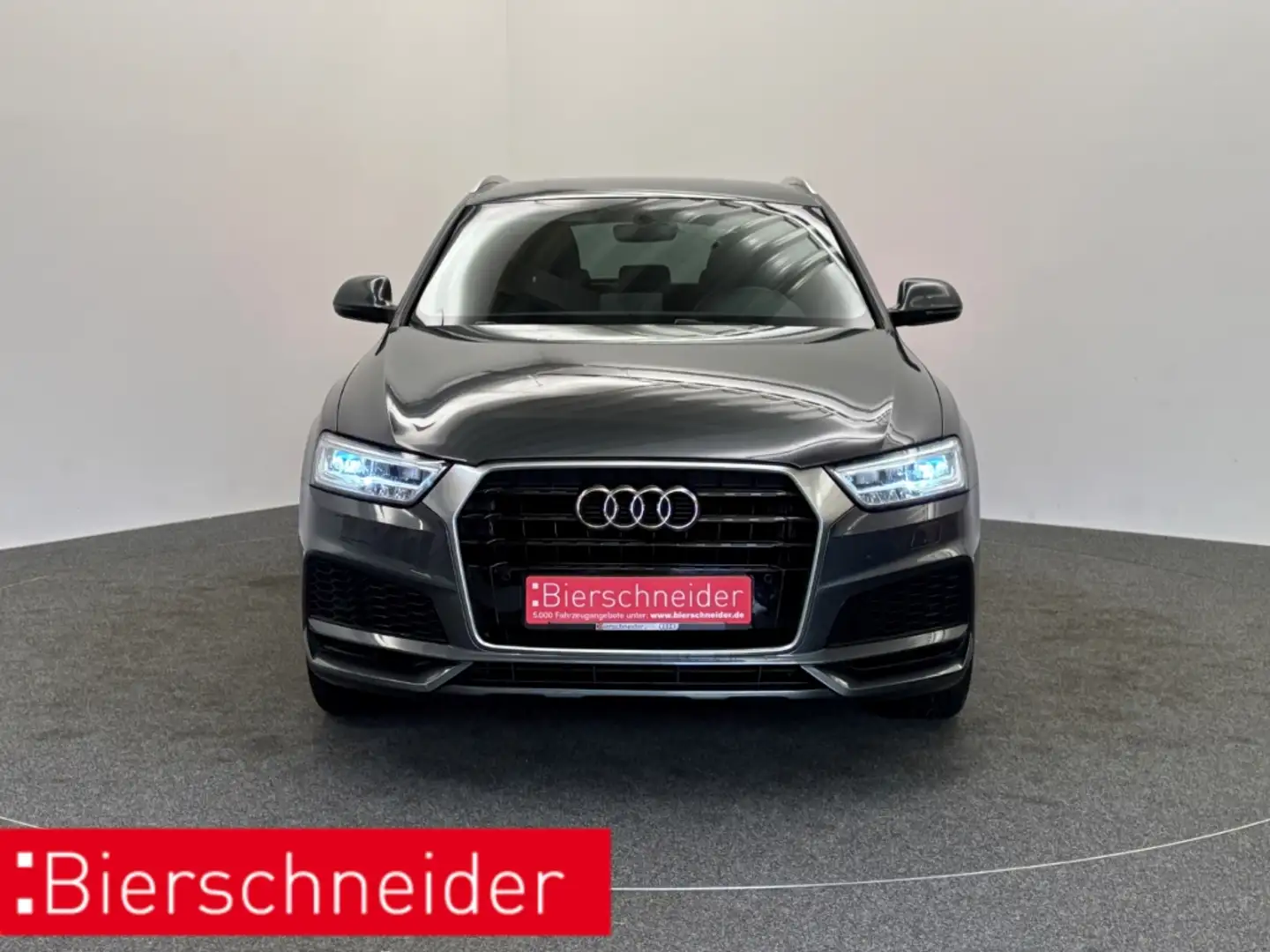 Audi Q3 1.4 TFSI 2x S line LED S-SITZE BOSE AHK NAVI 18 GR Grau - 2