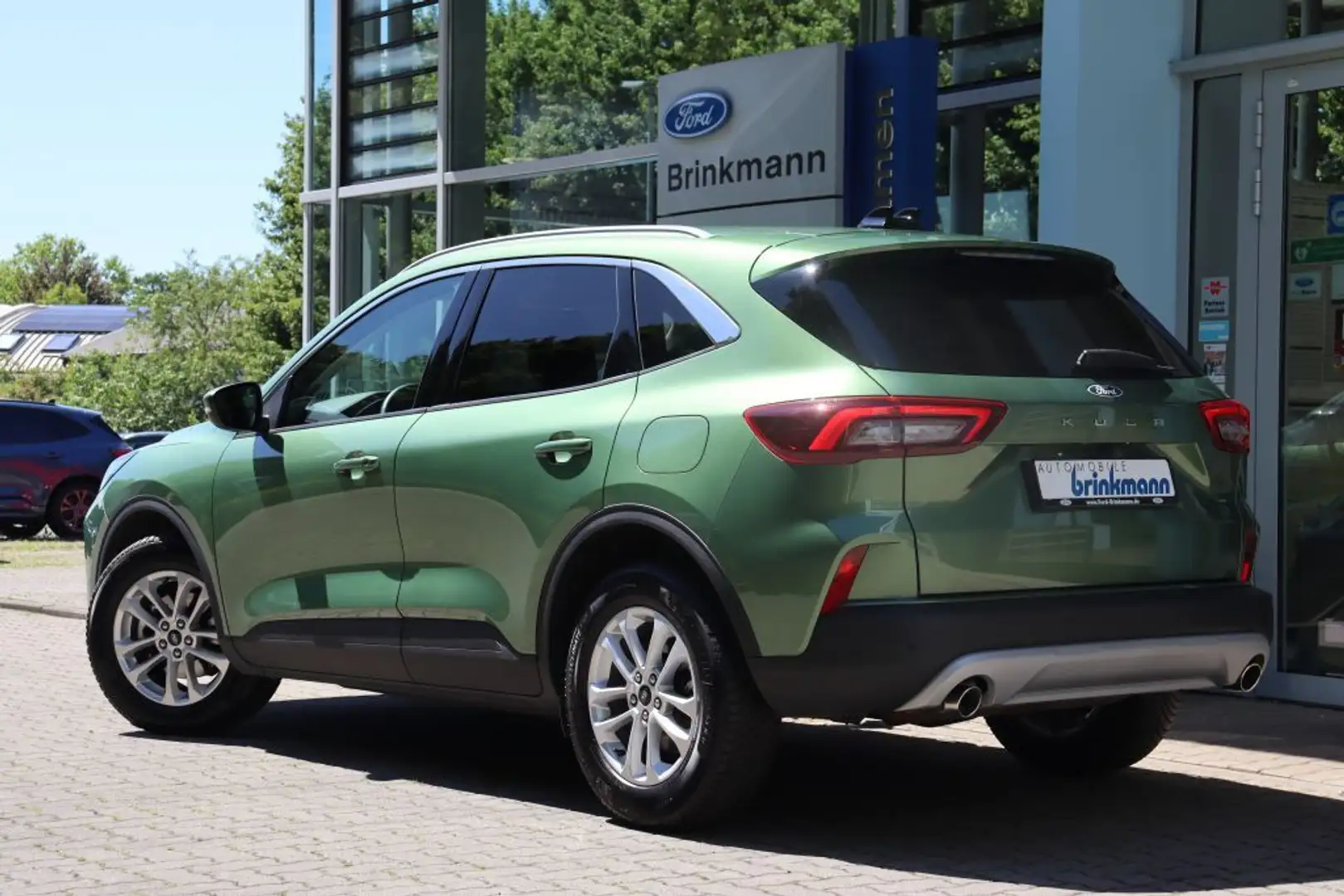 Ford Kuga 1.5 EcoBoost TITANIUM Grün - 2