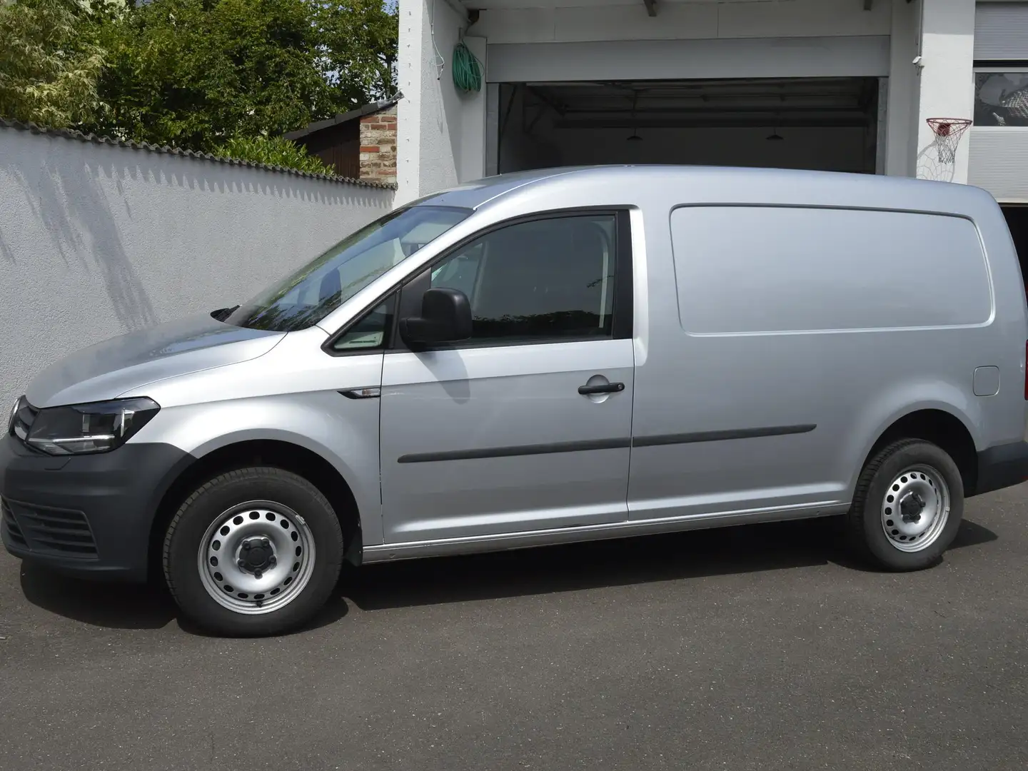 Volkswagen Caddy 2.0 TDI Maxi*STHZG**Werkstatt BOTT* Grau - 2