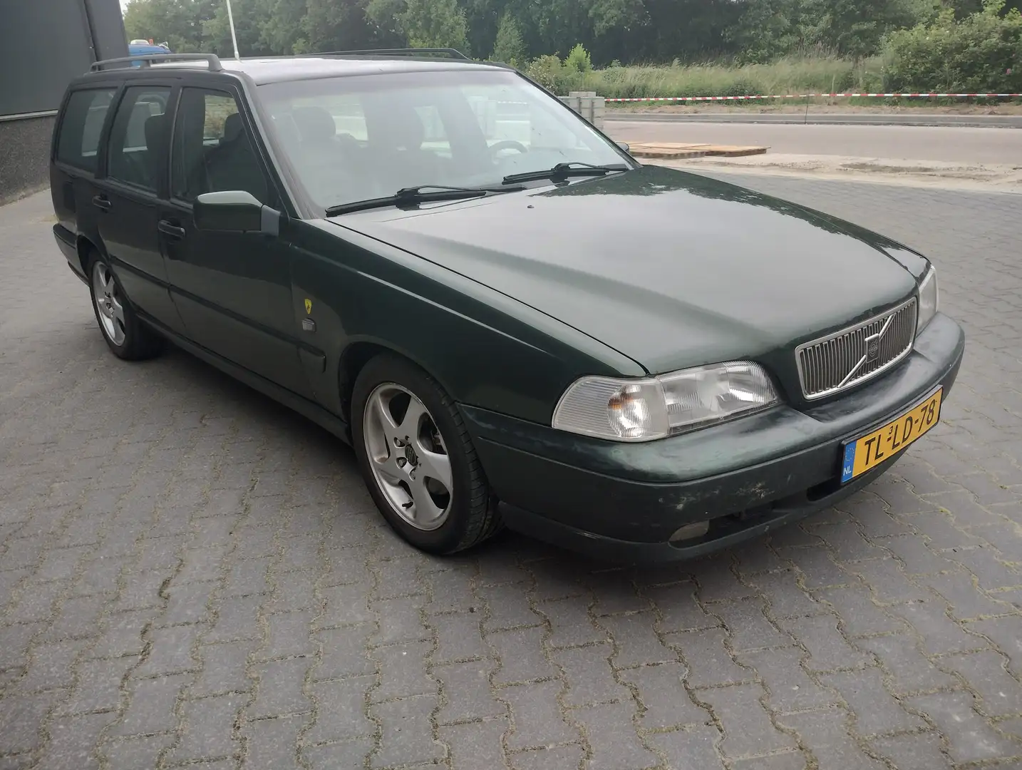 Volvo V70 2.5 Sports-Line Vert - 2