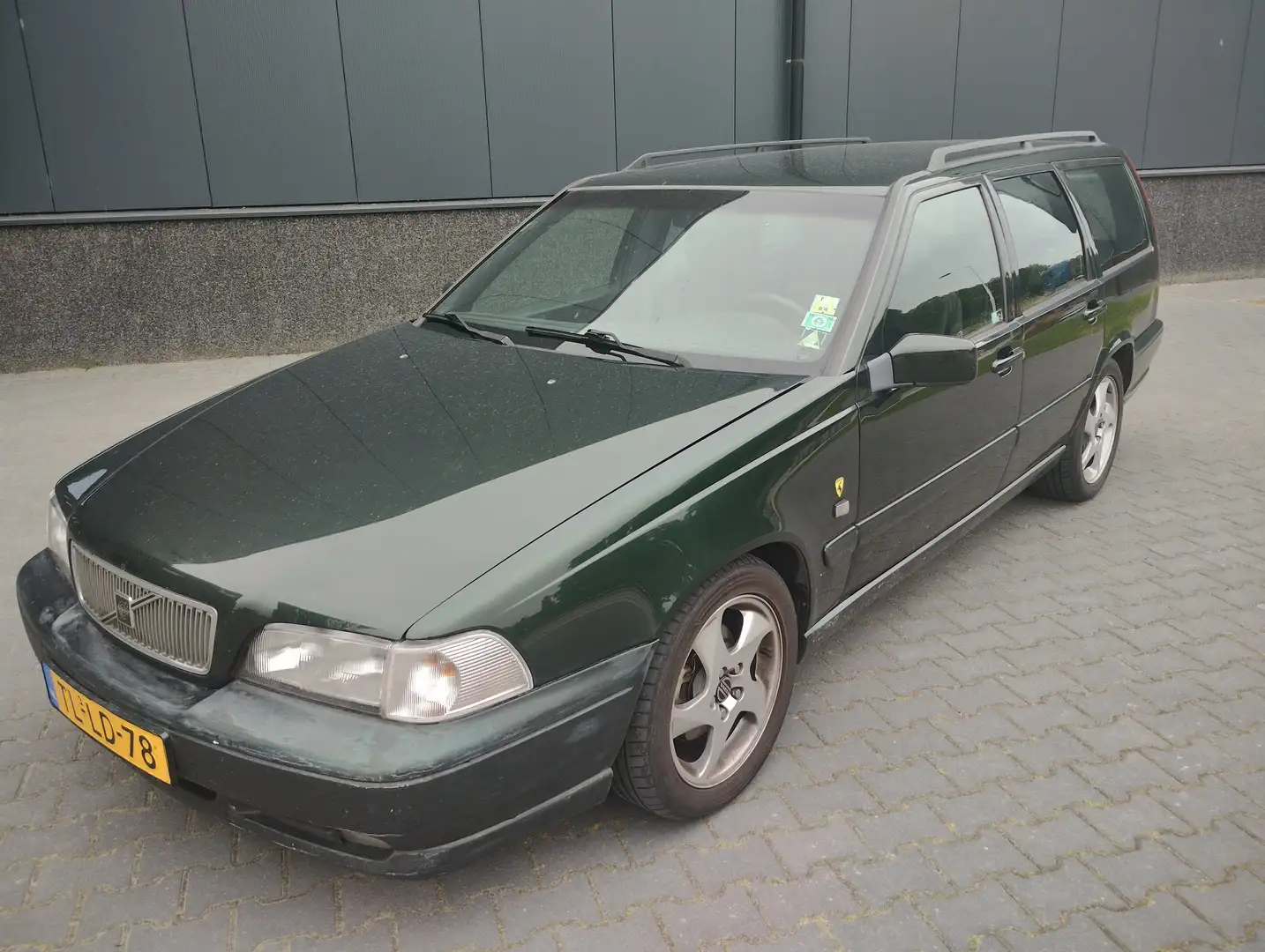 Volvo V70 2.5 Sports-Line Vert - 1