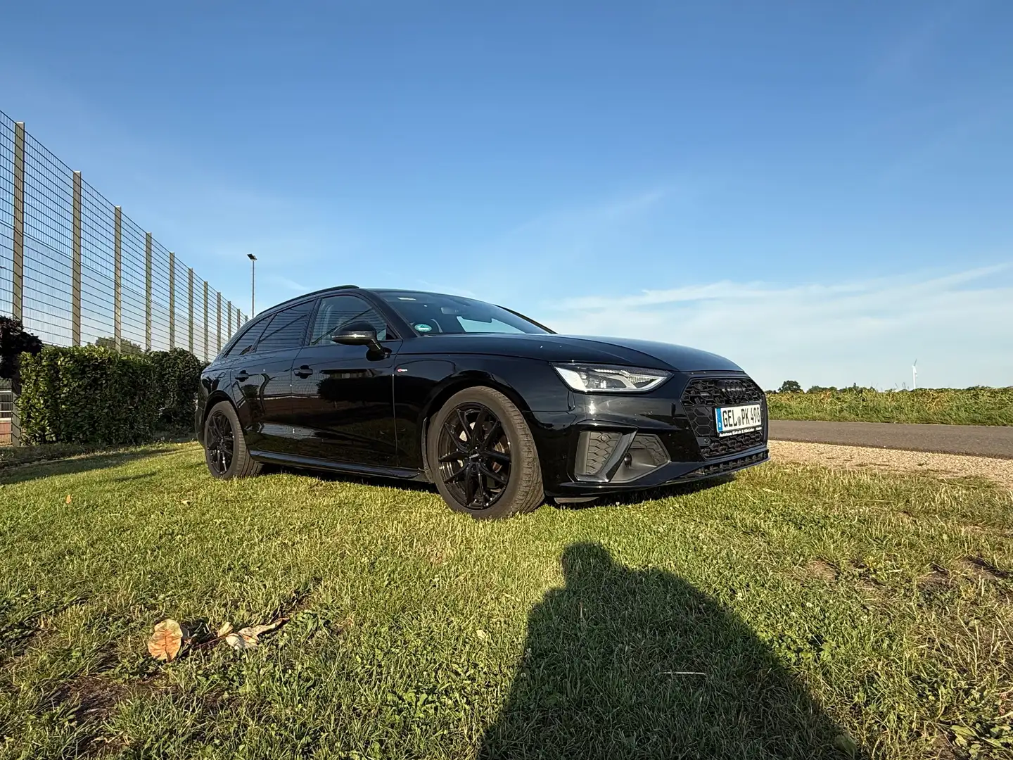 Audi A4 A4 Avant 40 TDI quattro S tronic Schwarz - 2