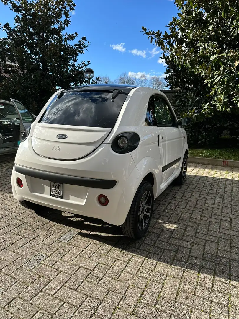 Microcar Due Initial Wit - 2