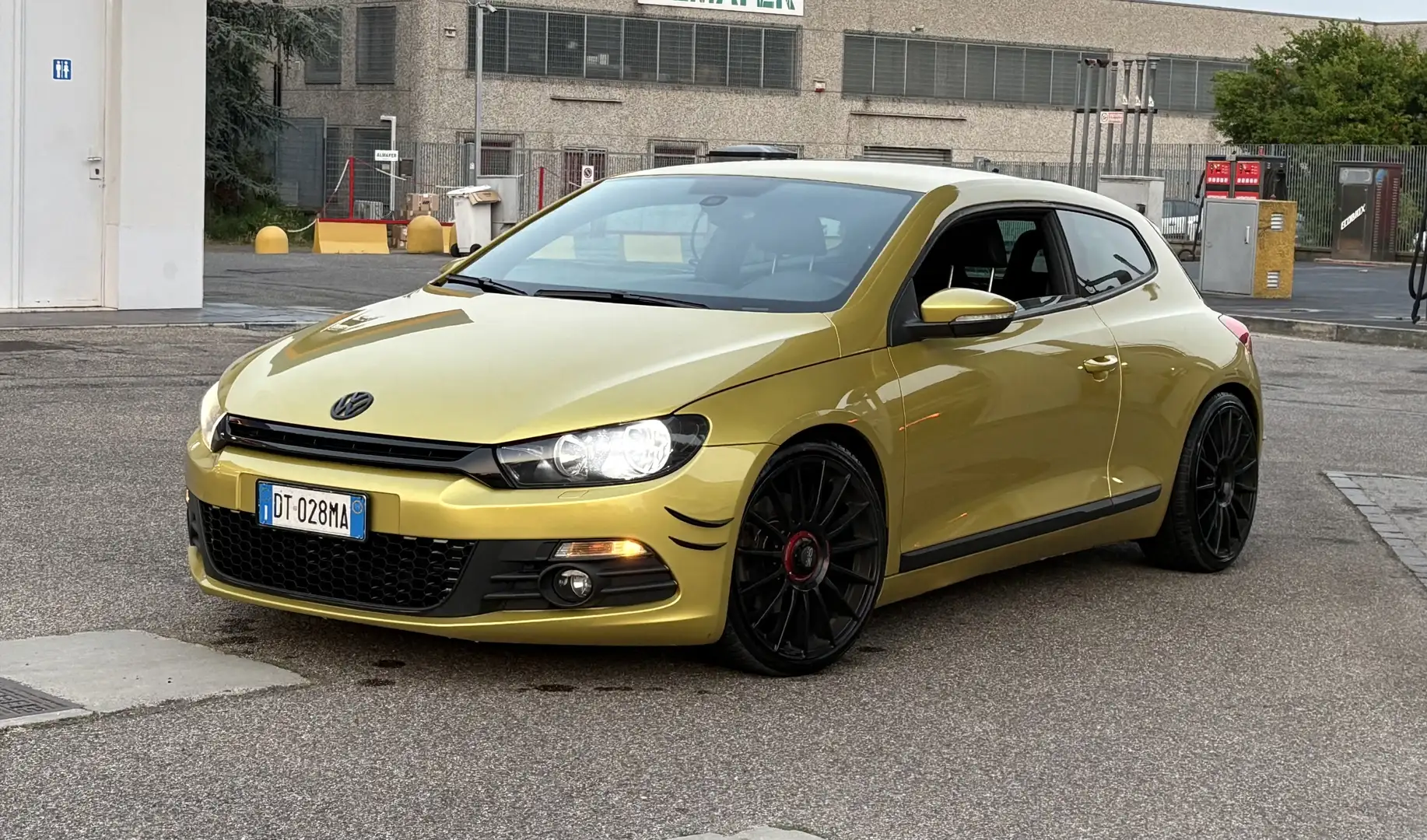 Volkswagen Scirocco 2.0 TFSI 200cv Tel 3897843685 - 1