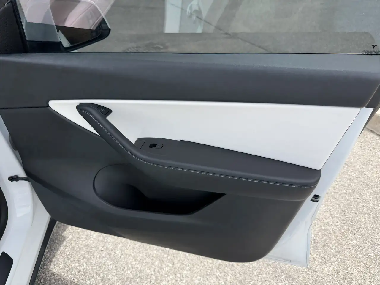 Tesla Model Y fotografie Tesla Model Y