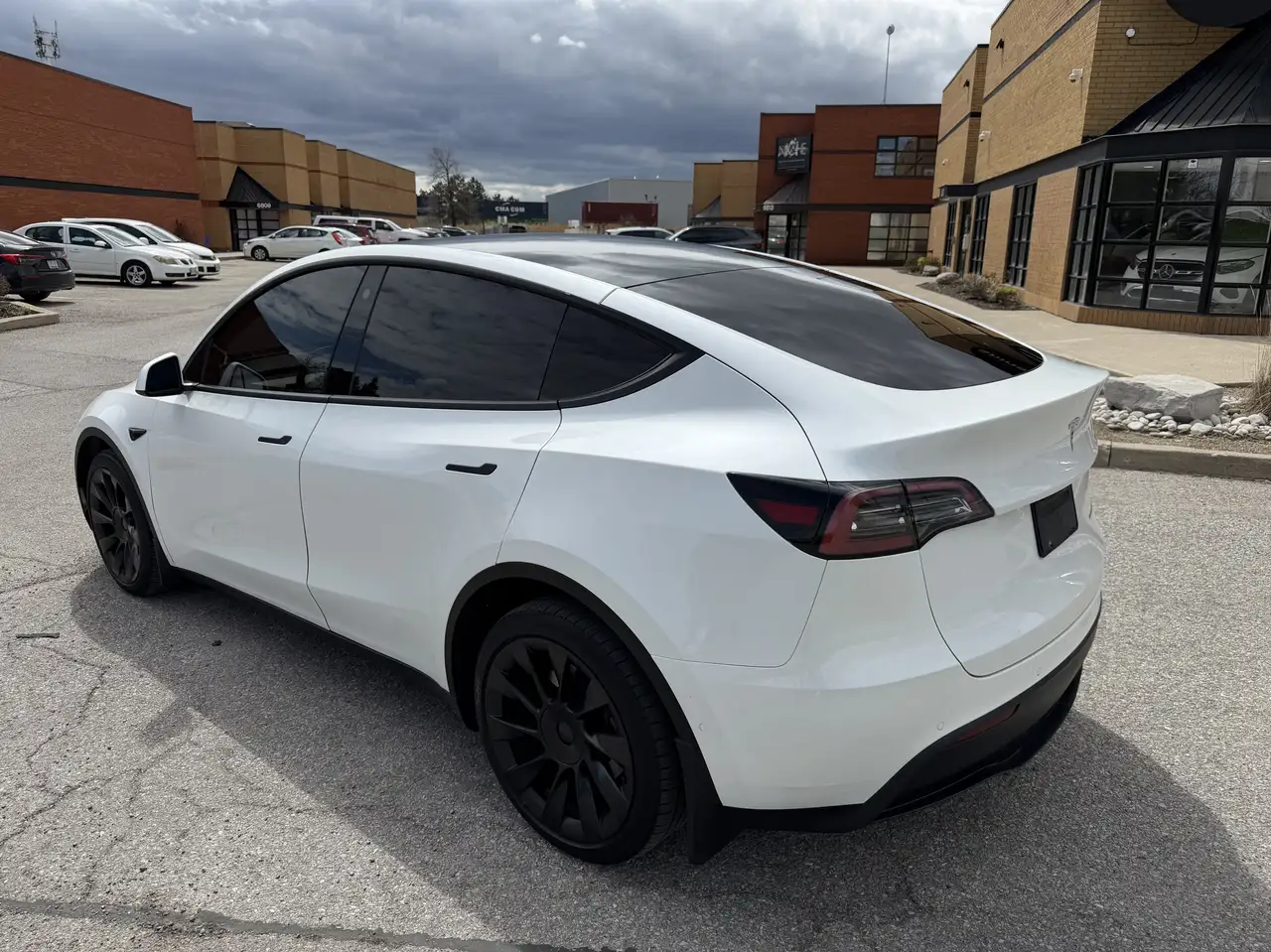 Tesla Model Y fotografie Tesla Model Y