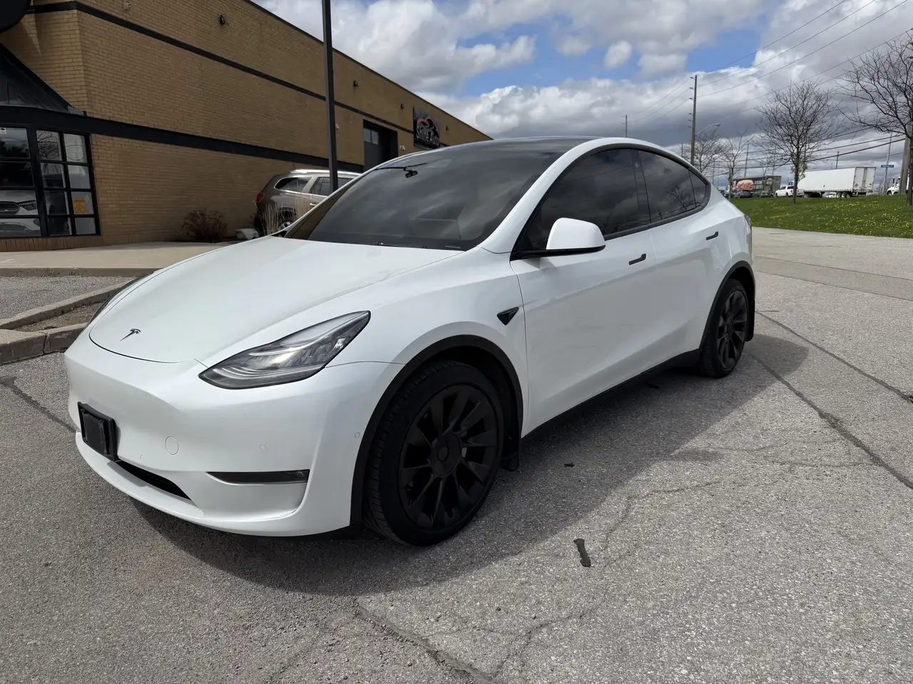 Tesla Model Y fotografie Tesla Model Y