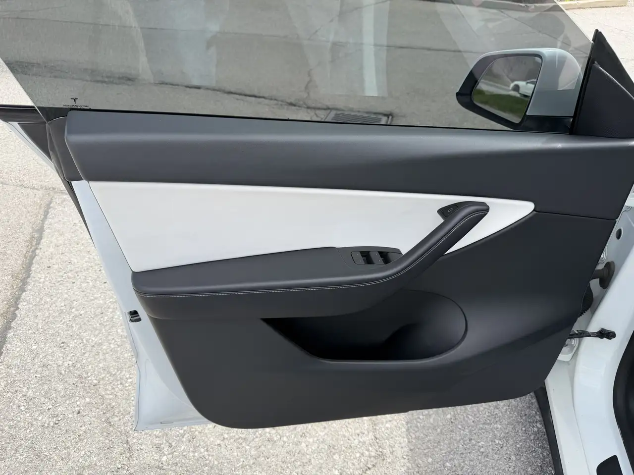 Tesla Model Y fotografie Tesla Model Y