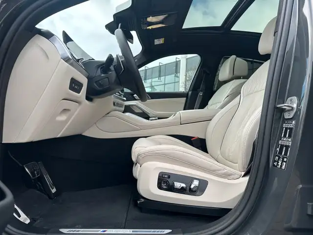 BMW X6 view 13