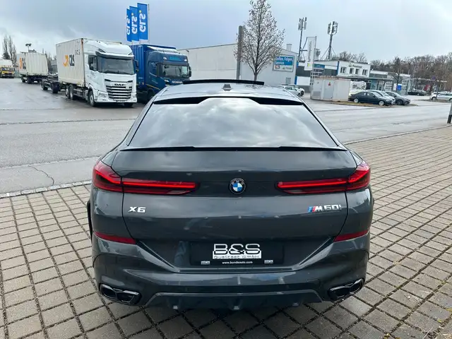 BMW X6 view 6