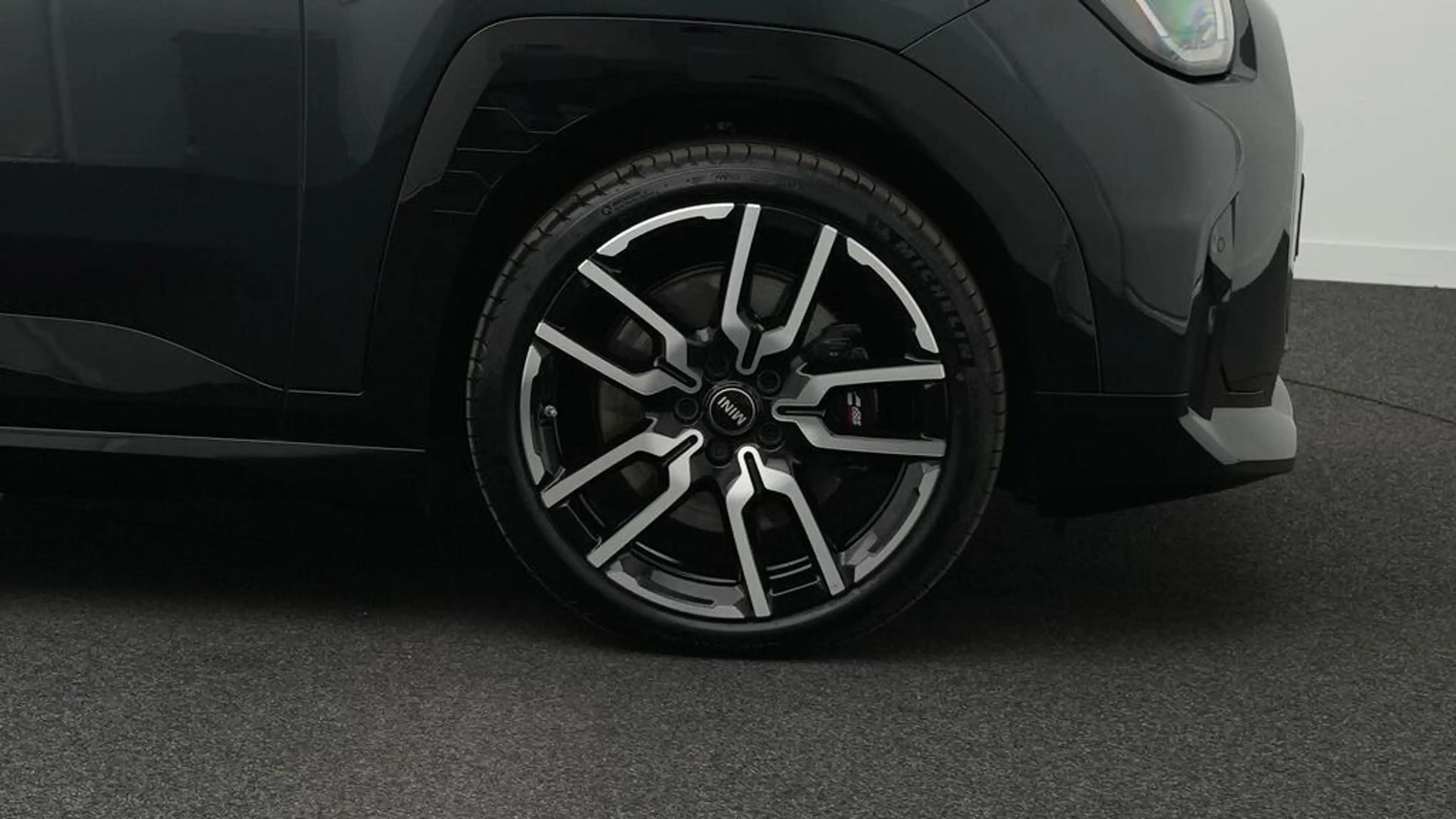 MINI Aceman John Cooper Works Trim — photo 13