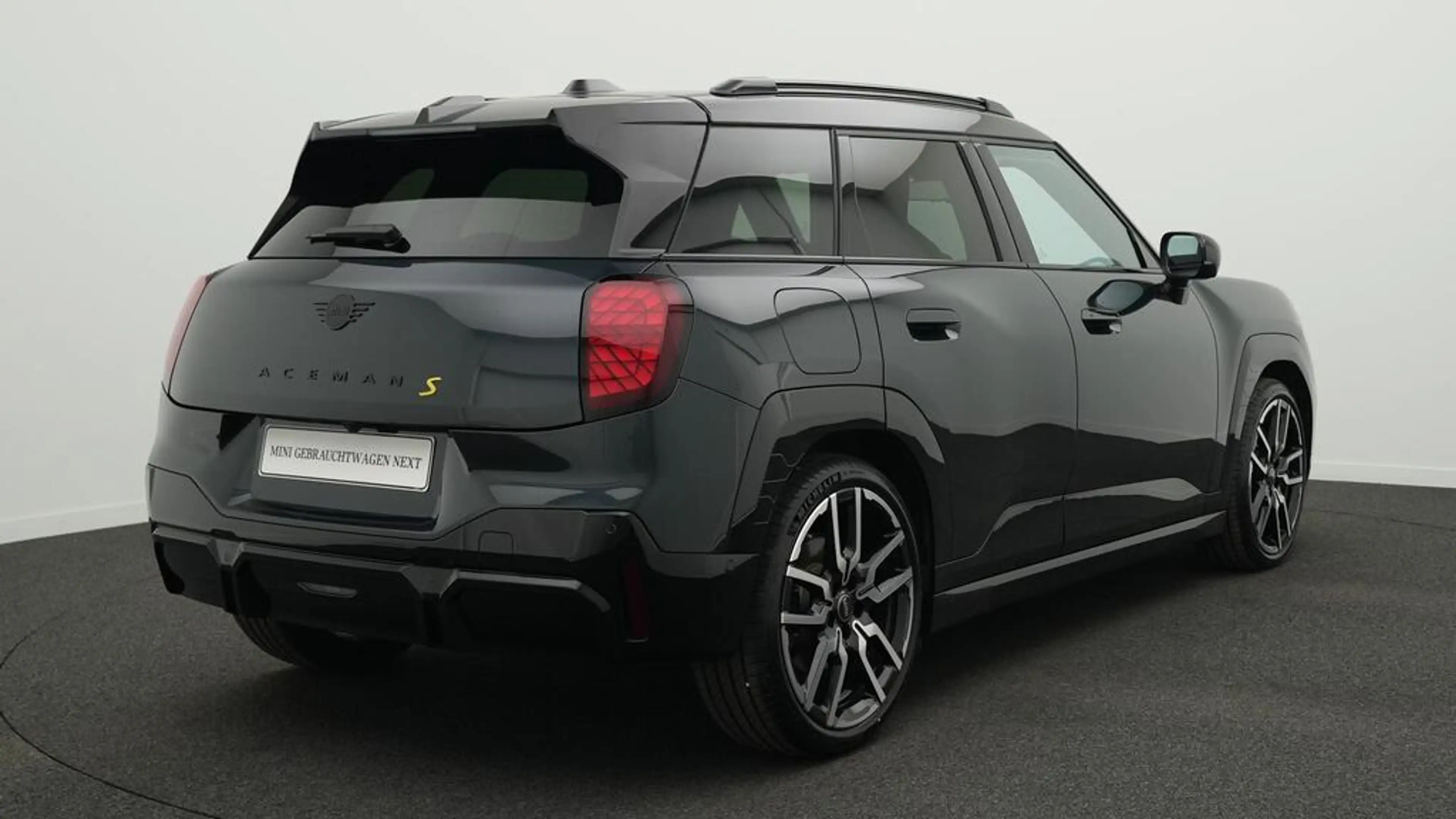 MINI Aceman John Cooper Works Trim — photo 4
