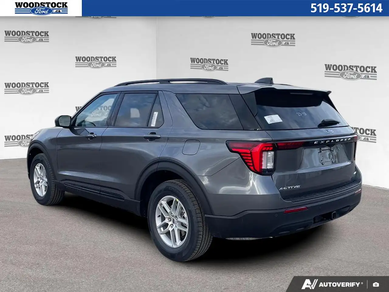 Ford Explorer photo Ford Explorer