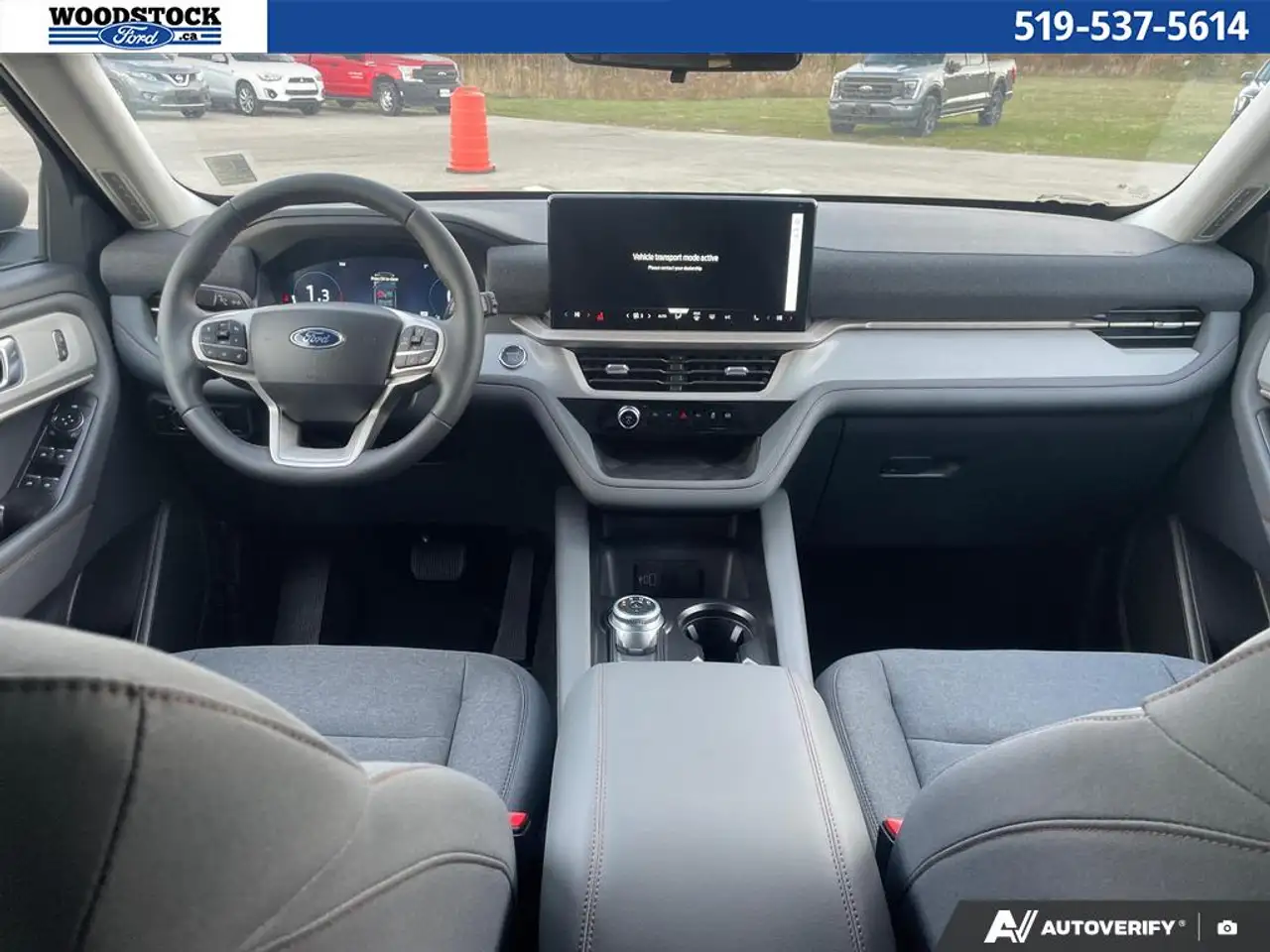 Ford Explorer photo Ford Explorer