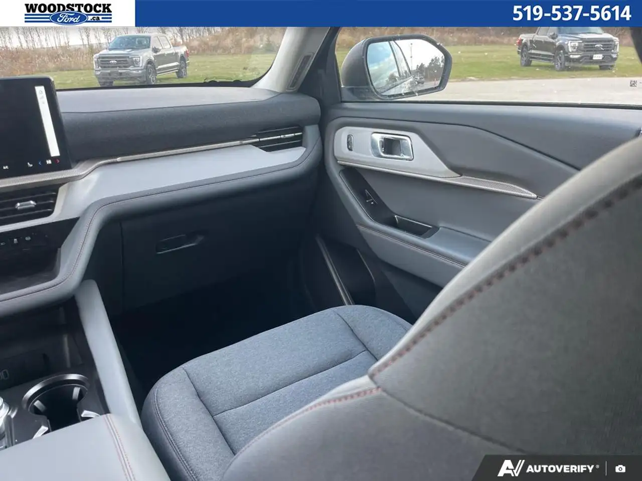 Ford Explorer photo Ford Explorer