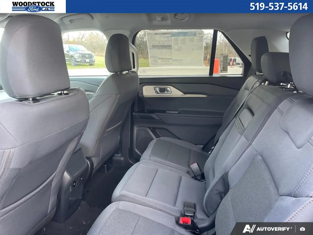 Ford Explorer photo Ford Explorer