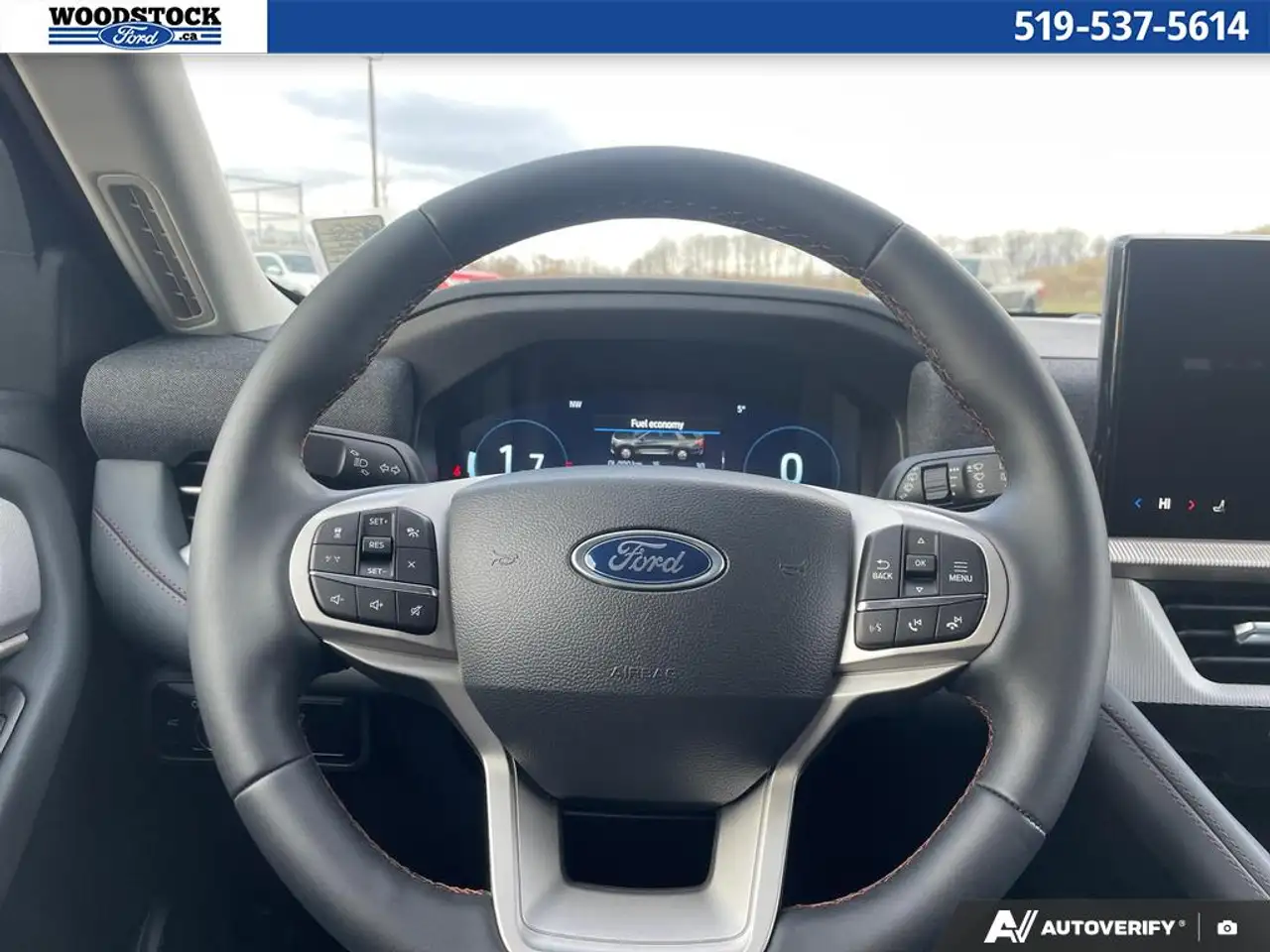 Ford Explorer photo Ford Explorer