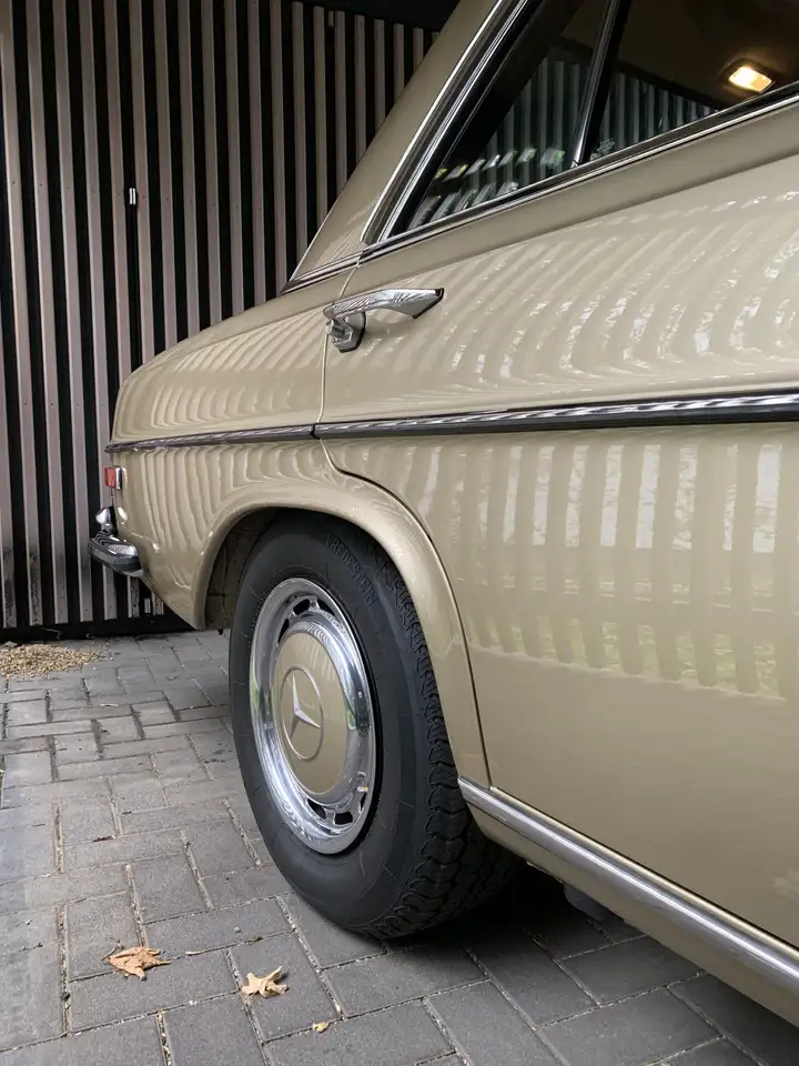 Mercedes-Benz 300 SEL 4.5, foto 7
