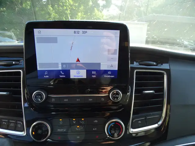 Ford Tourneo Custom view 10