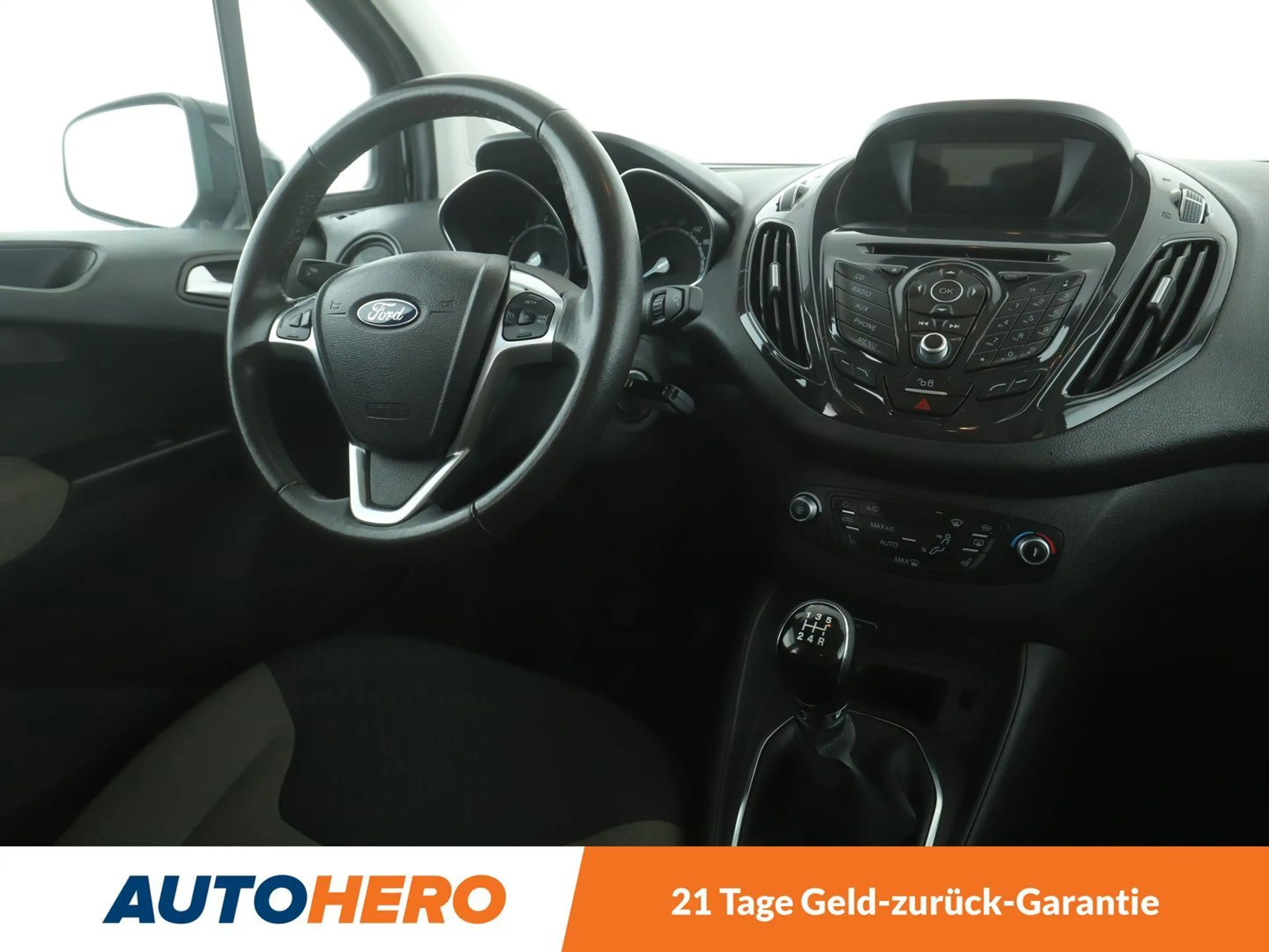 Ford Tourneo 1.0 EcoBoost Titanium — photo 13