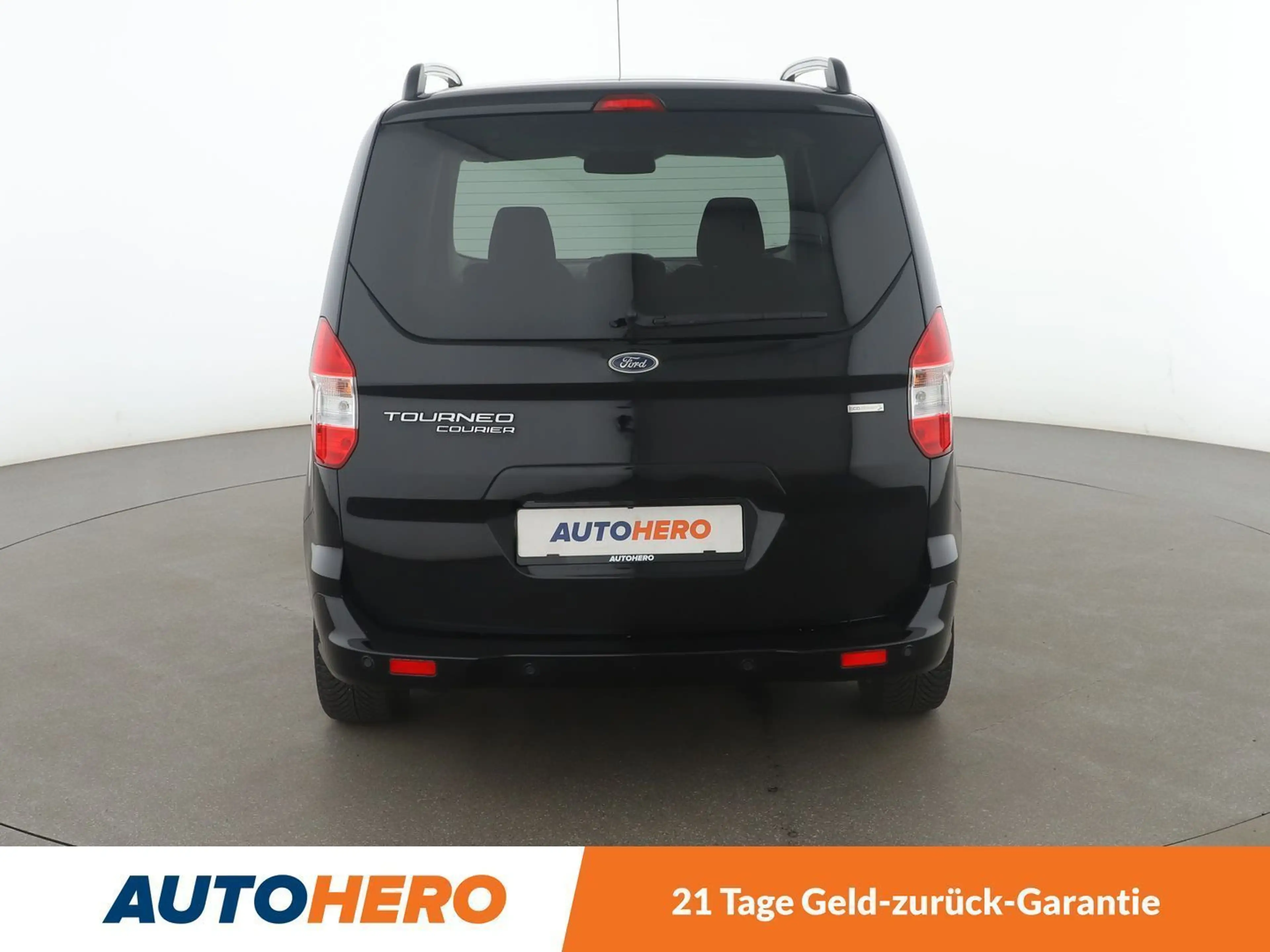 Ford Tourneo 1.0 EcoBoost Titanium — photo 5