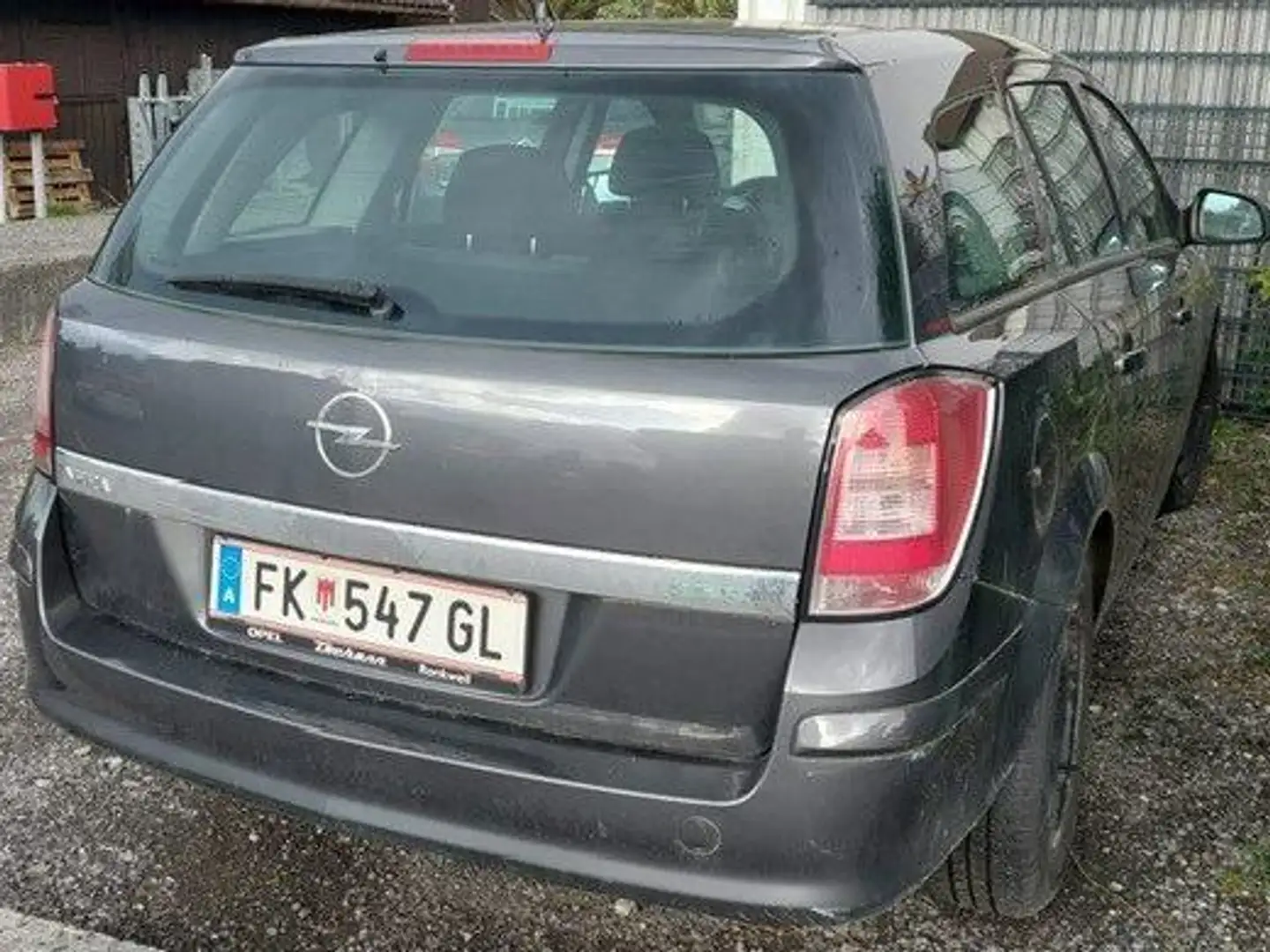 Opel Astra Caravan Grau - 2