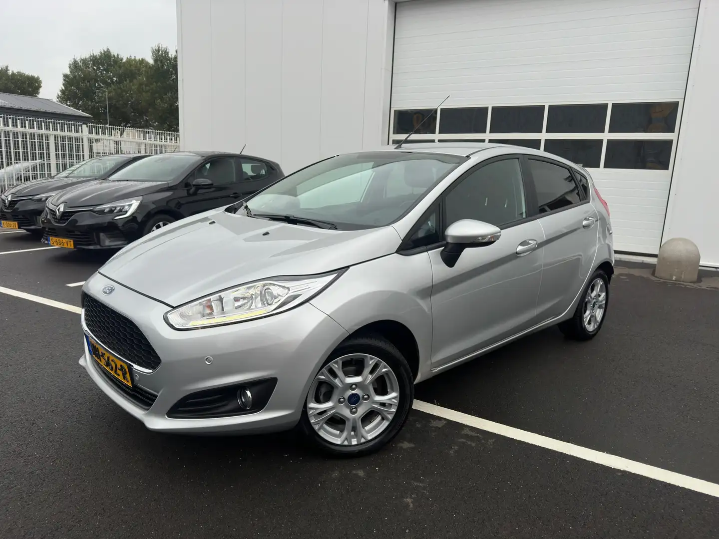 Ford Fiesta 1.0 EcoBoost Titanium Navi pdc Afneembare trekhaak Gris - 2