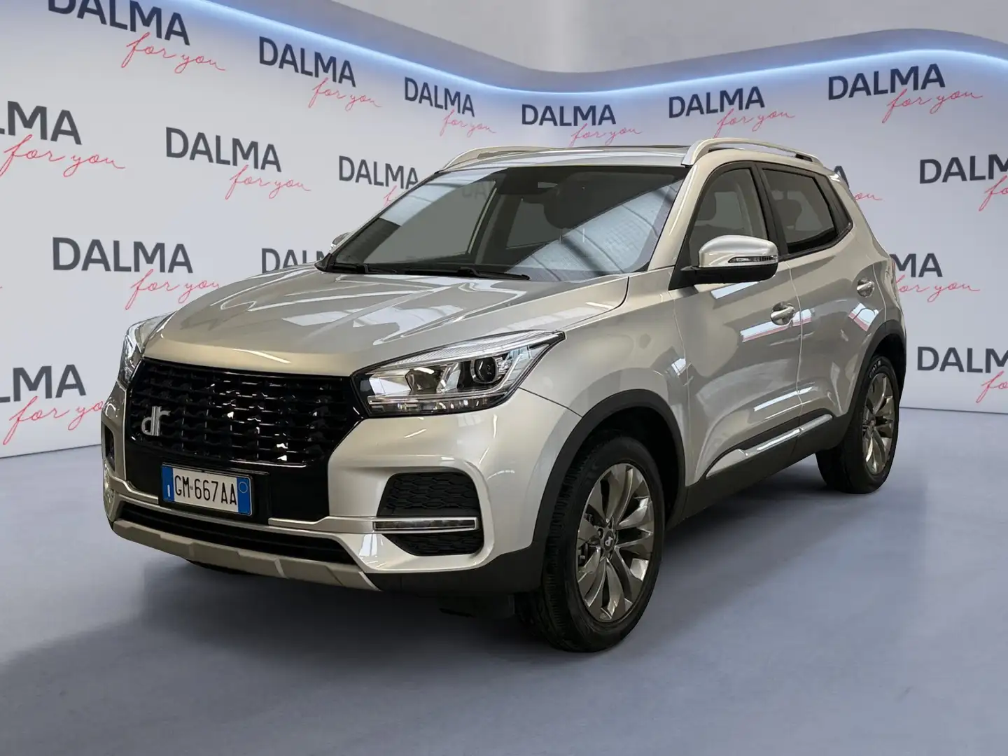 DR Automobiles DR4.0 1.5 Bi-Fuel Plateado - 1