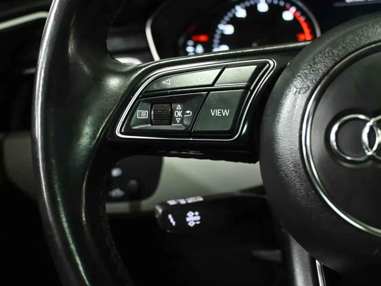 Audi A4 снимка Audi A4