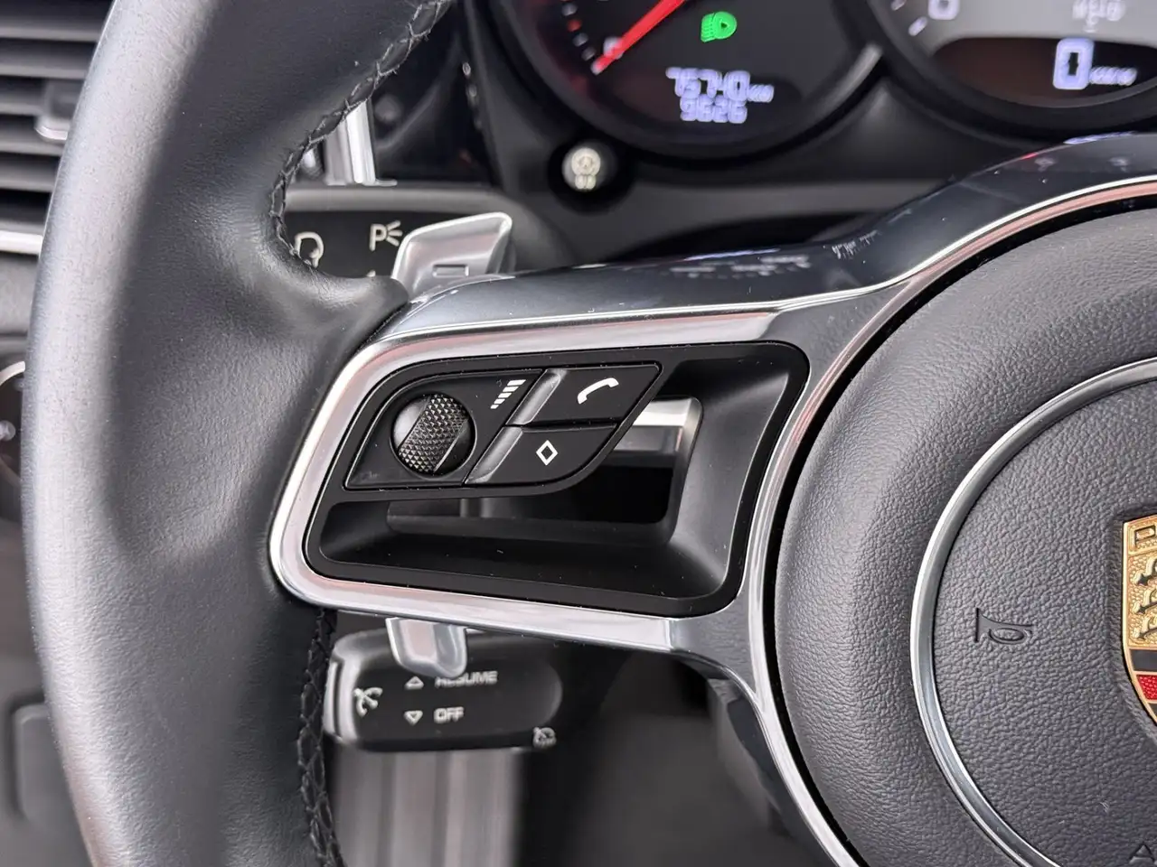 Porsche Macan — photo 23 sur 32