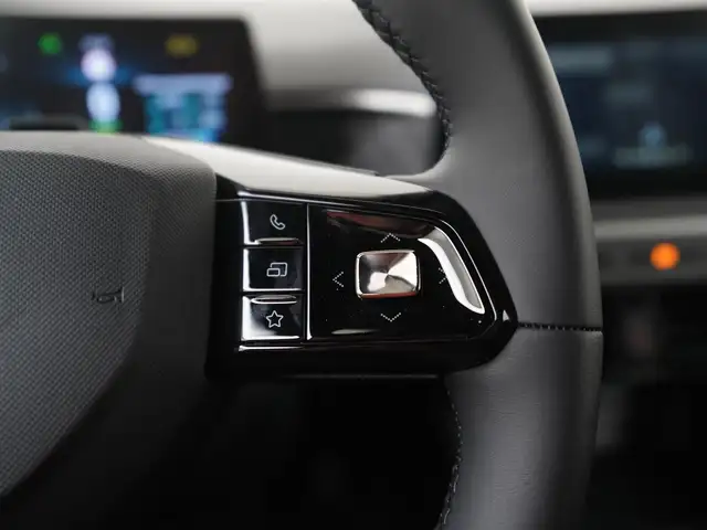 MG MG3 view 9