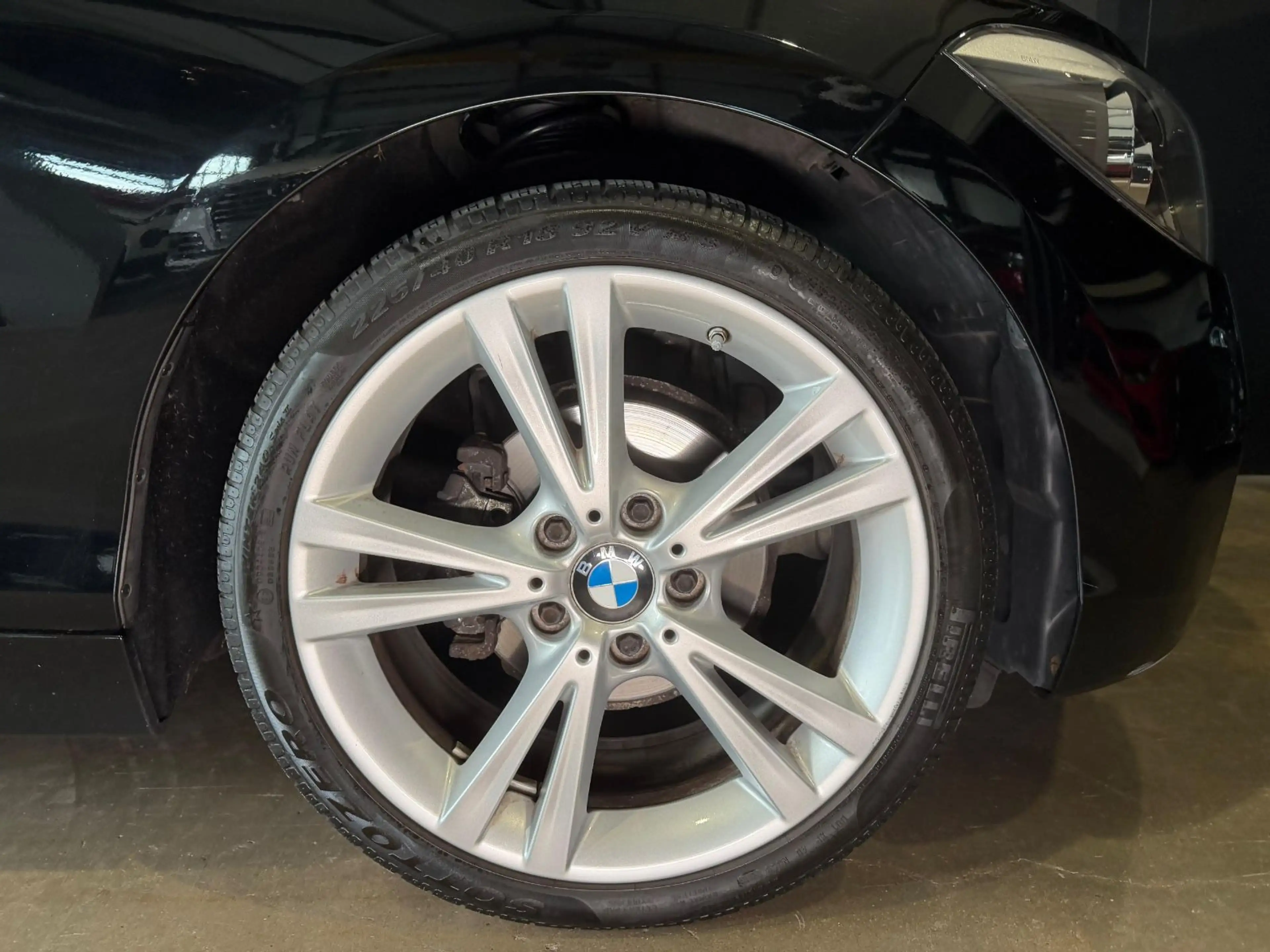 BMW 114 i Lim 5-trg. KLIMA/18ZOLL/ — photo 10